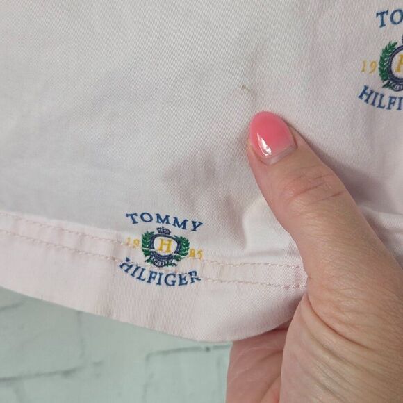 Tommy Hilfiger 5" Inch Classic Stretch Short Size 4 Pink Crest Graphic Spell Out - Picture 4 of 7